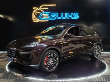 PORSCHE CAYENNE TURBO 4.8 V8 520cv PACK CHRONO / LOGO SUR APPUIS-TETE / BURMESTER