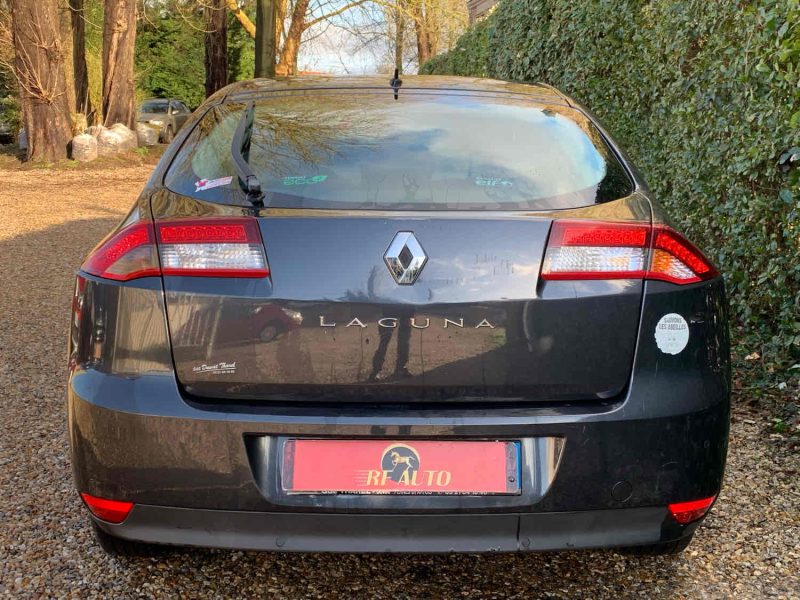 RENAULT LAGUNA III Phase 2 Berline  2011 1.5 dCi 110cv