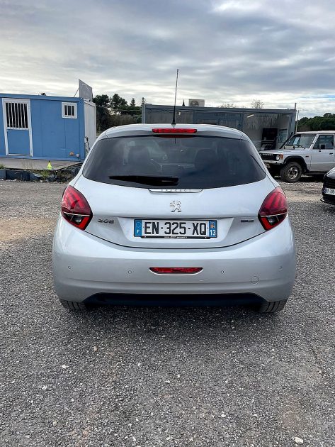 PEUGEOT 208 Style Phase I 1.2 (82Cv)
