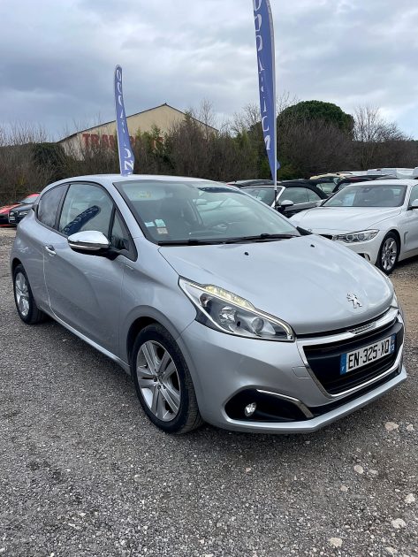 PEUGEOT 208 Style Phase I 1.2 (82Cv)
