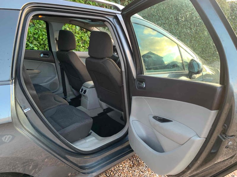 PEUGEOT 308 2010 1.6 HDi (109Ch)