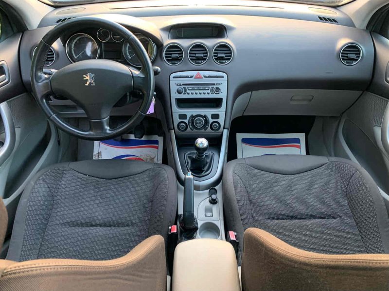 PEUGEOT 308 2010 1.6 HDi (109Ch)