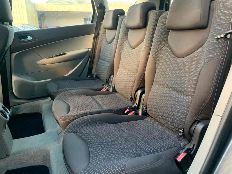 PEUGEOT 308 2010 1.6 HDi (109Ch)