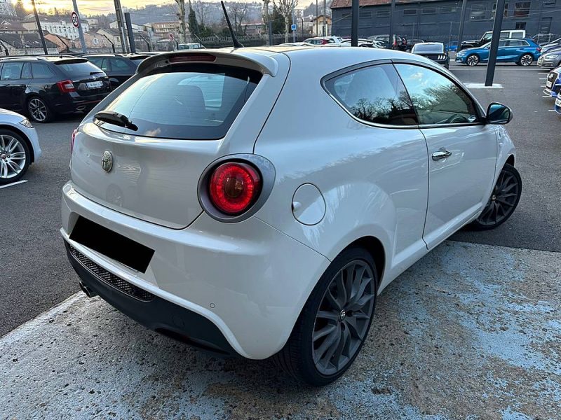 Alfa Romeo Mito 1.4 TB MULTIAIR 170 S/S QUADRIFOGLIO VERDE