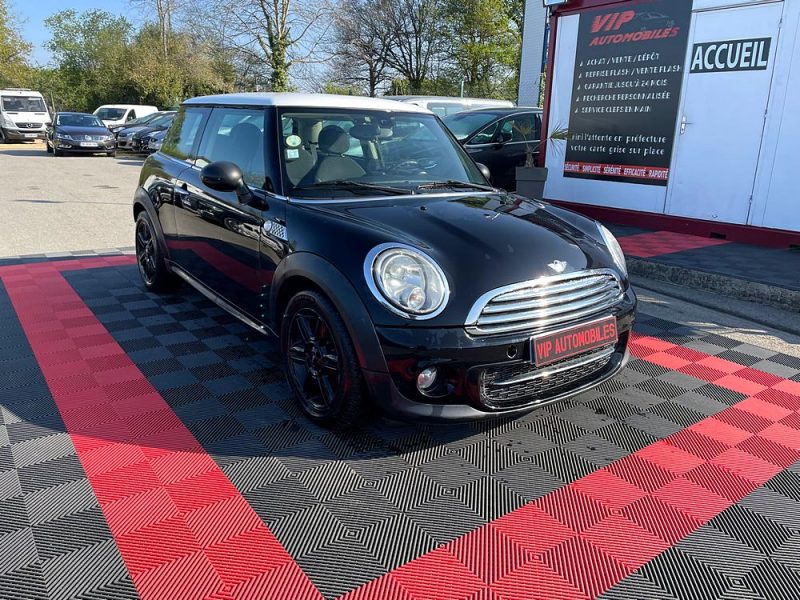 MINI MINI (R56) 2011