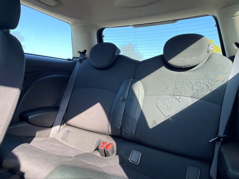 MINI MINI (R56) 2011