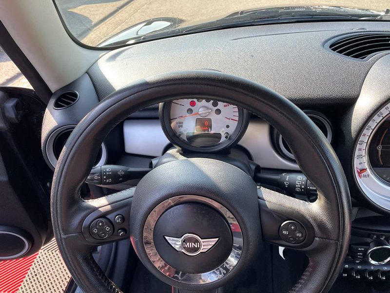 MINI MINI (R56) 2011