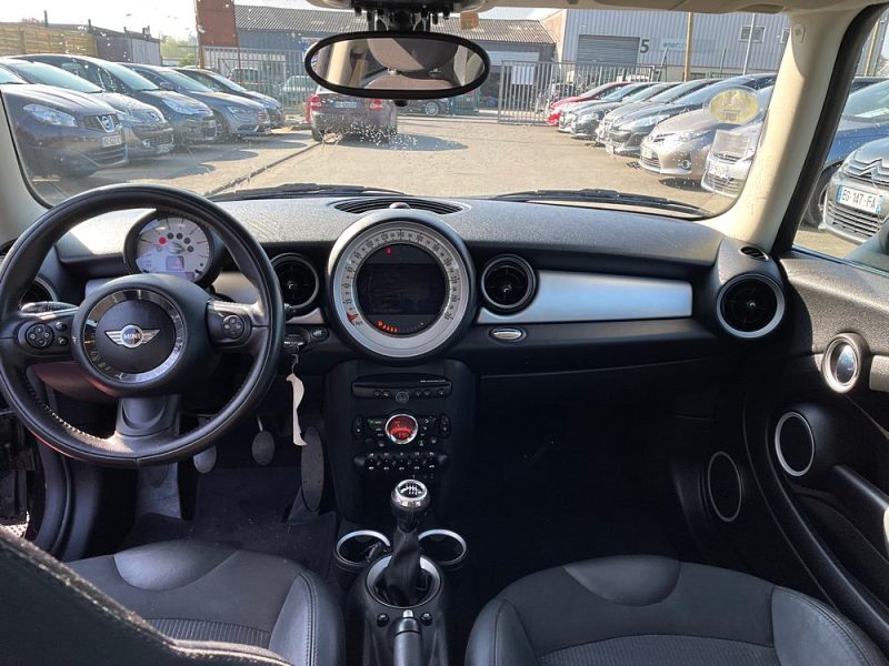 MINI MINI (R56) 2011