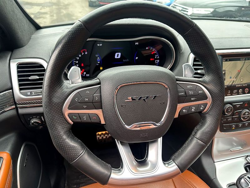 JEEP Grand Cherokee SRT 6.4 V8 468 BVA8*PANO*CAMERA*H/K
