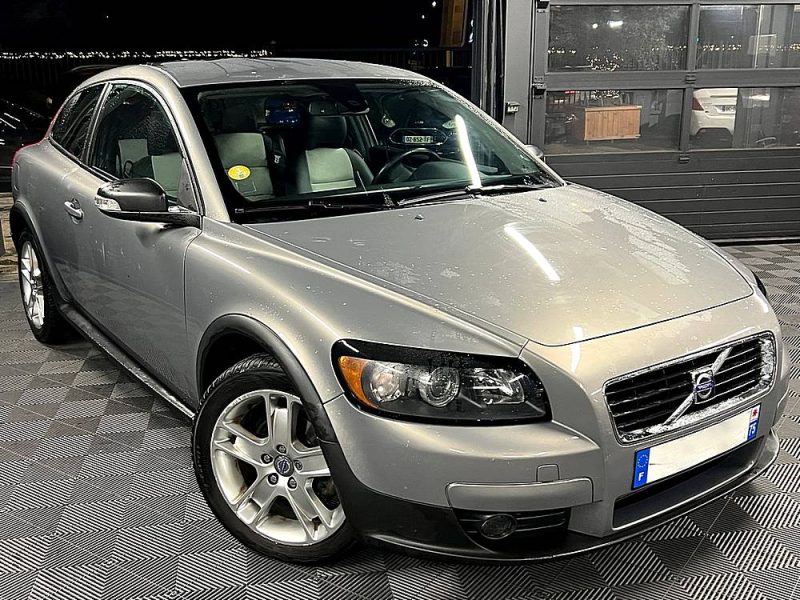 VOLVO C30 1.6 D 110 Cv 79 700 Kms ORIGINE FRANCE - GARANTIE 1 AN