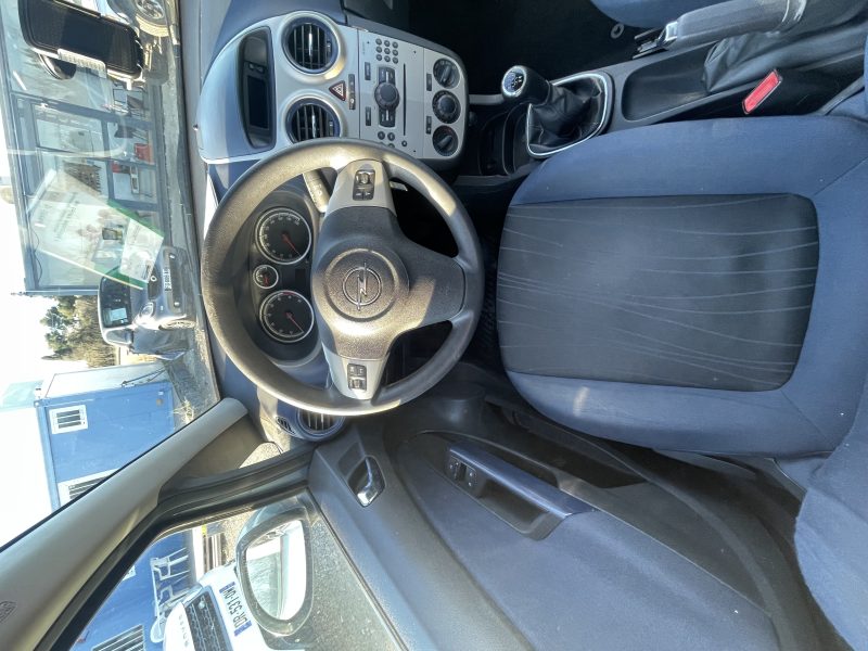 OPEL CORSA 1.2 (80Ch)