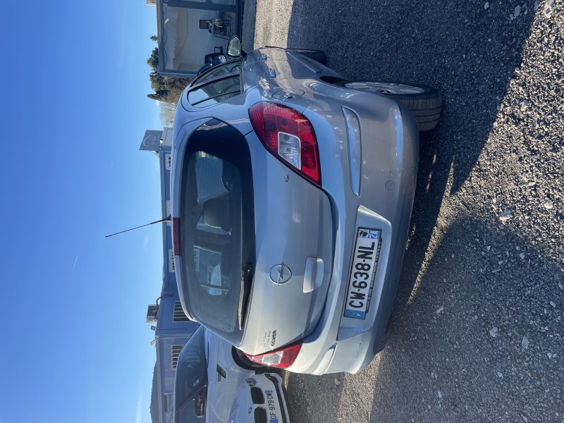 OPEL CORSA 1.2 (80Ch)