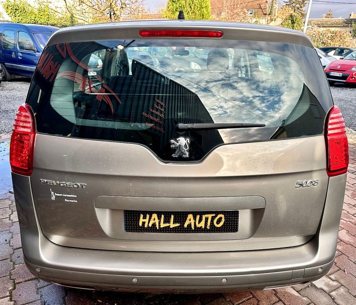 PEUGEOT 5008 1.6 HDi 112Ch *STYLE* / REVISEE&GARANTIE
