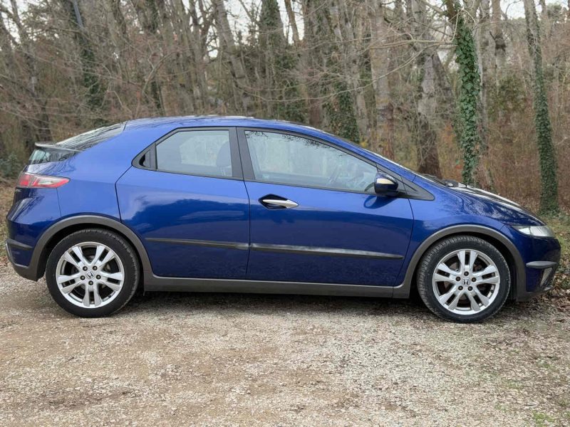 HONDA CIVIC VIII 1.8 I-VTEC 140 VIRTUOSE BV6