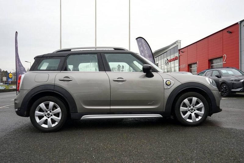 MINI COUNTRYMAN II (F60) COOPER SE ALL4 BUSINESS DESIGN 136+88 BVA6