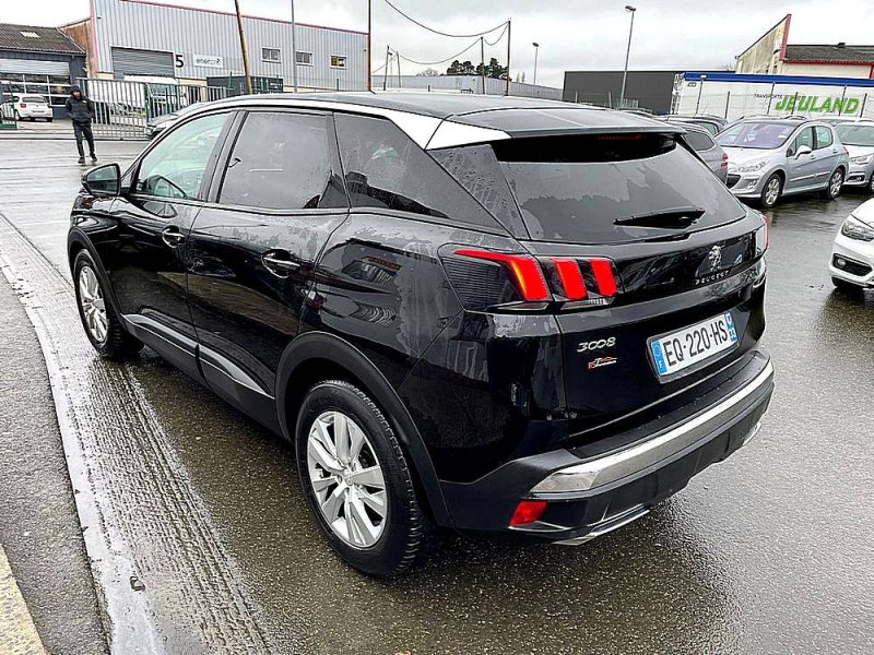 PEUGEOT 3008 2017
