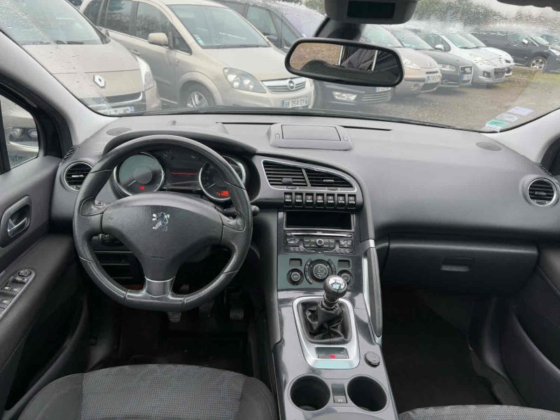 PEUGEOT 3008 2010