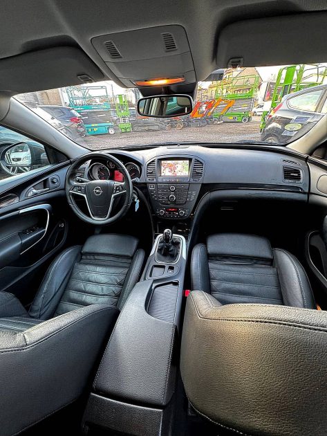 OPEL INSIGNIA 2013