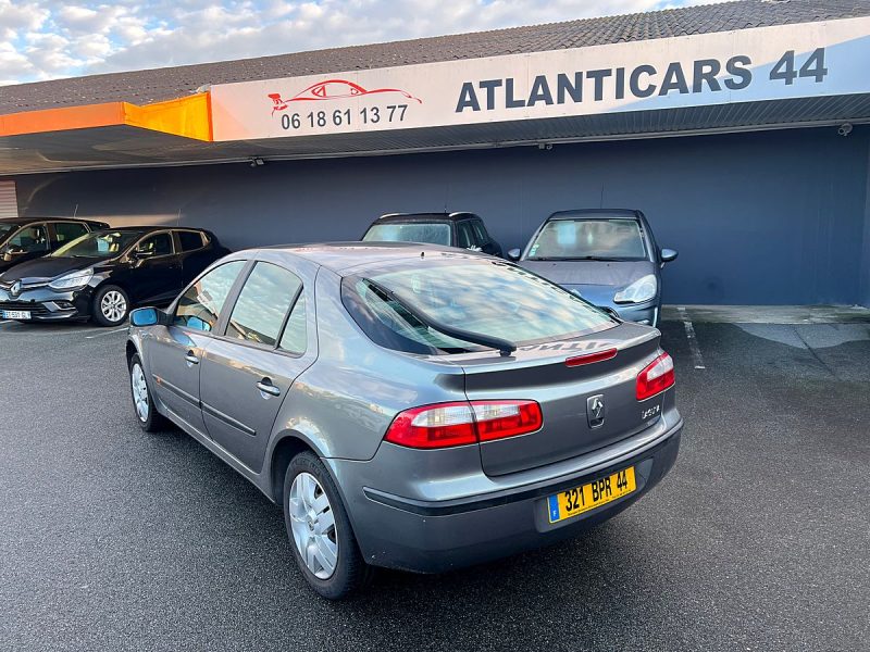 RENAULT LAGUNA II 2003