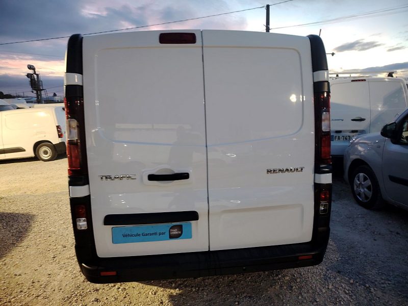 RENAULT TRAFIC L2H1 2.0DCI 120CV 2021