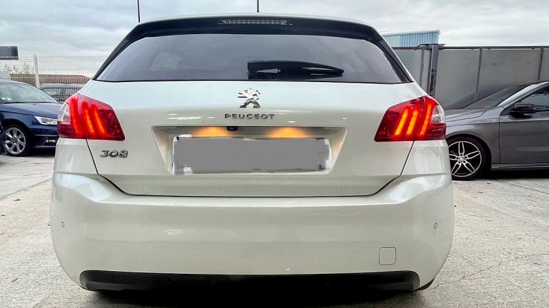 PEUGEOT 308 2017