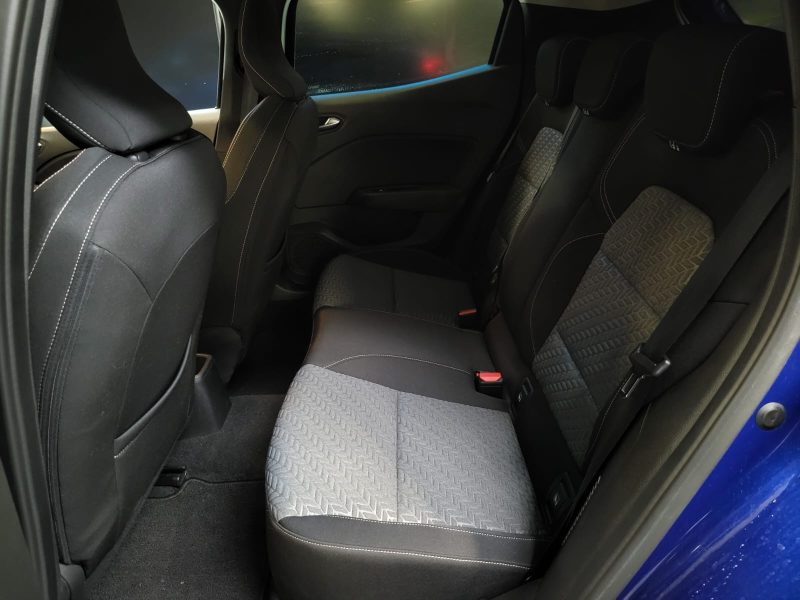 RENAULT CLIO V 1.6 E-TECH 145 Ch / CAMERA + CARPLAY + 1 ER MAIN /