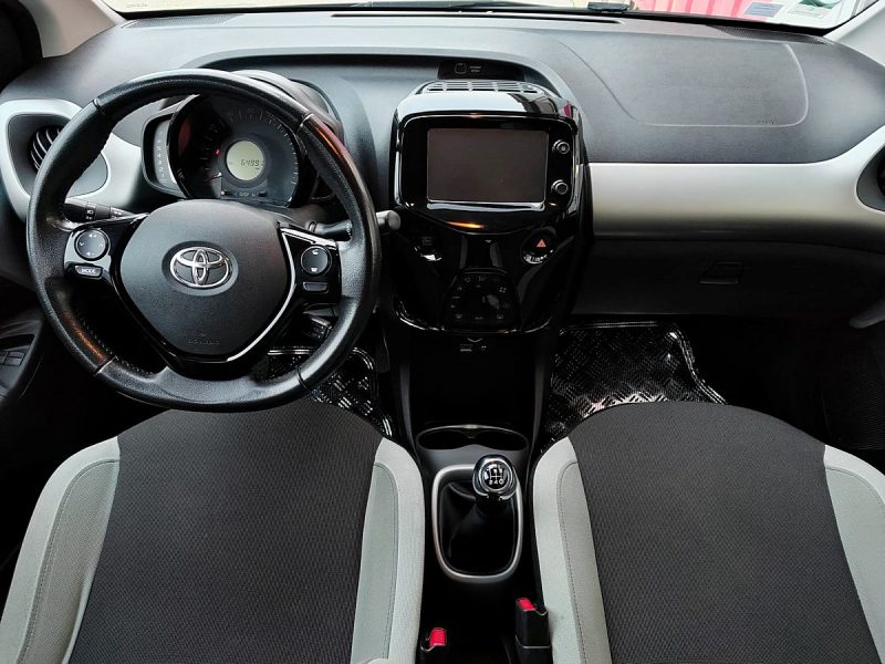 TOYOTA AYGO 2017