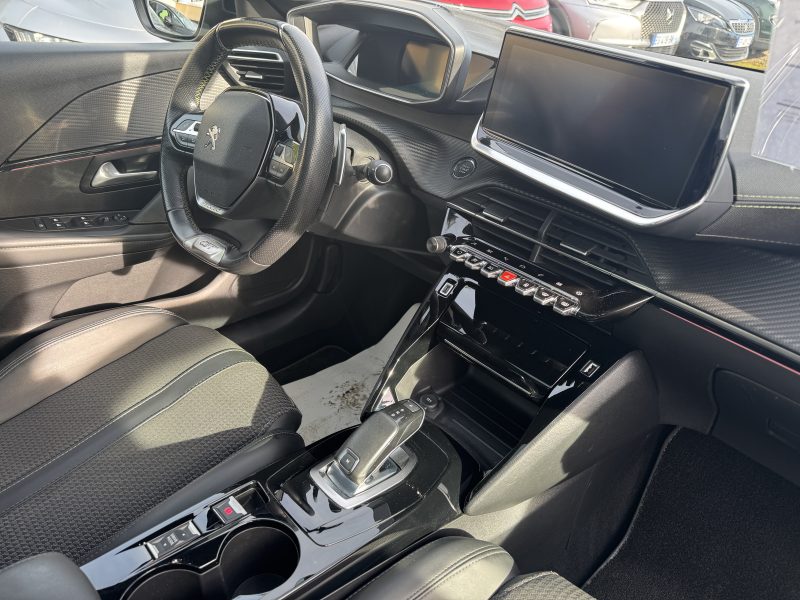 PEUGEOT 208 1,2 130CV GT LINE EAT8
