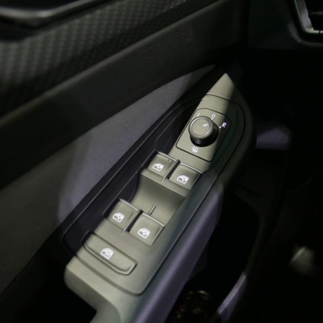 VOLKSWAGEN GOLF 2024