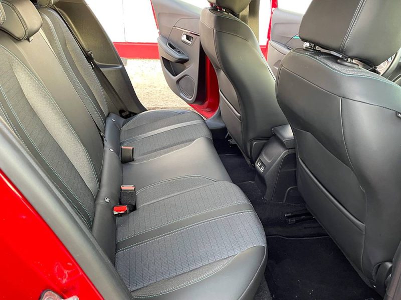 PEUGEOT 208 II  2020