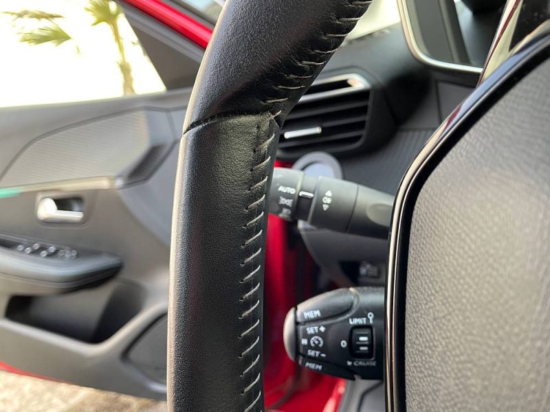 PEUGEOT 208 II  2020