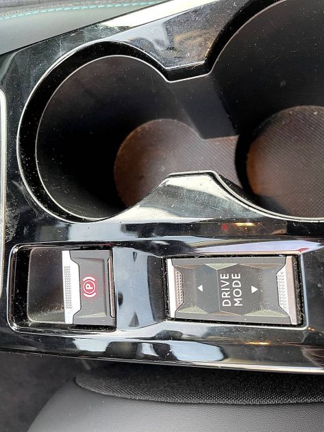 PEUGEOT 208 II  2020