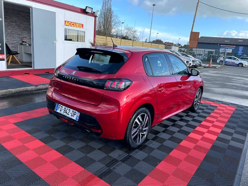 PEUGEOT 208 II  2020