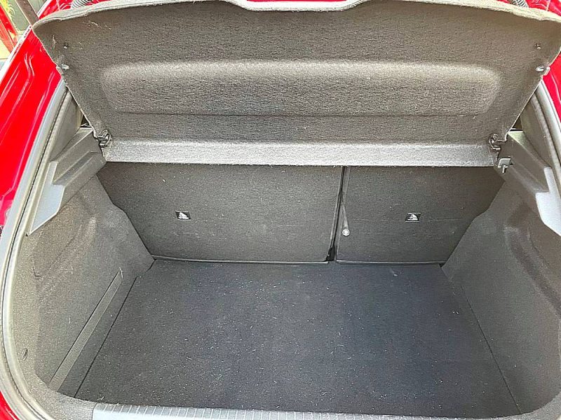 PEUGEOT 208 II  2020