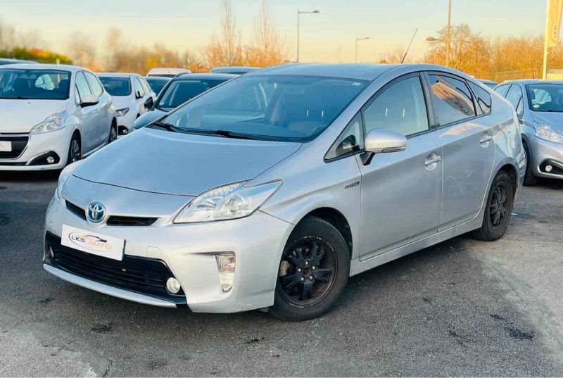 TOYOTA PRIUS 1.8 HYBRID DYNAMIC 136ch