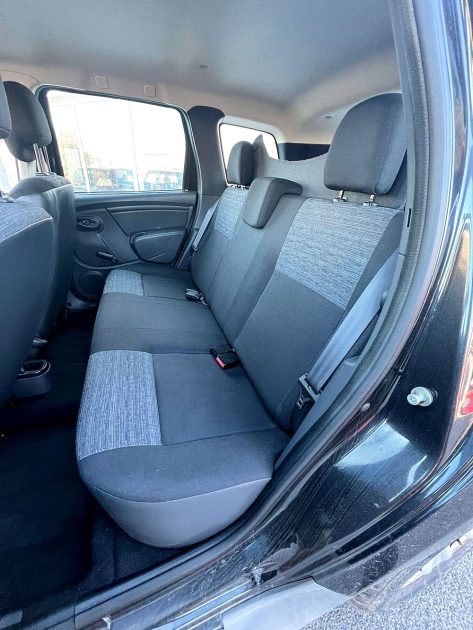 DACIA  DUSTER  2013 1.6 105 CV / Distribution Neuve / CT OK / Premiere main 