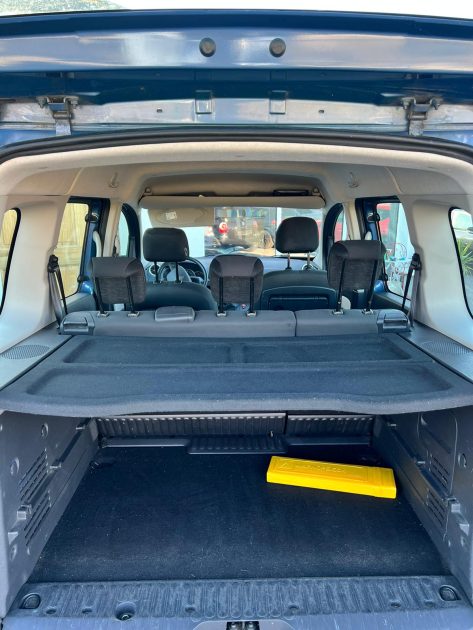 DACIA  DUSTER  2013 1.6 105 CV / Distribution Neuve / CT OK / Premiere main 