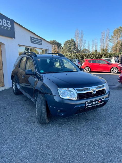 DACIA  DUSTER  2013 1.6 105 CV / Distribution Neuve / CT OK / Premiere main 