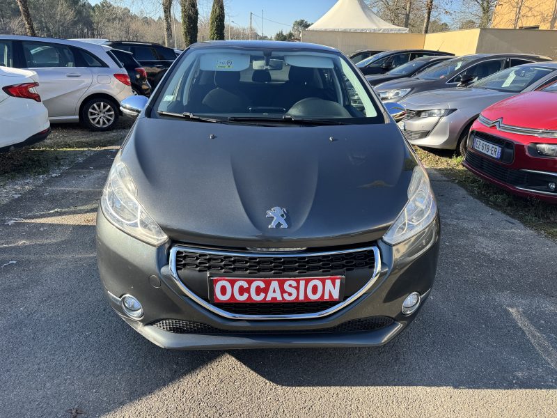 PEUGEOT 208 HDI 70 STYLE
