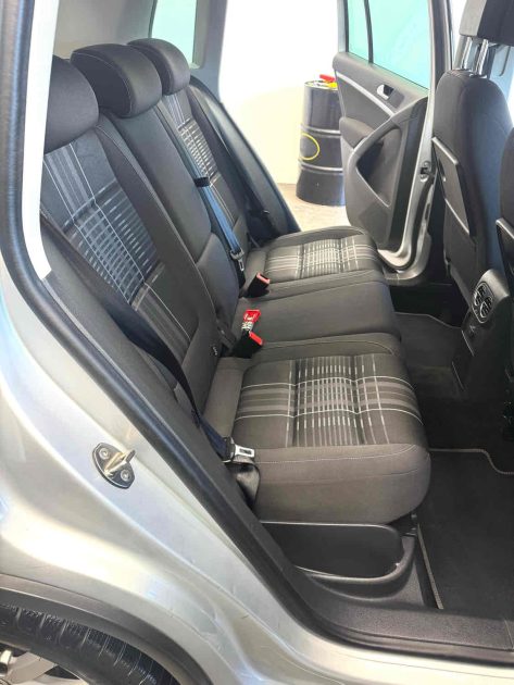 VOLKSWAGEN TIGUAN 2016