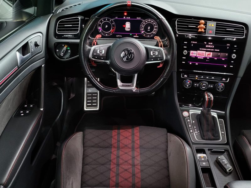 VOLKSWAGEN GOLF VII GTI TCR 2.0 TSI 290cv Boîte Auto DSG7