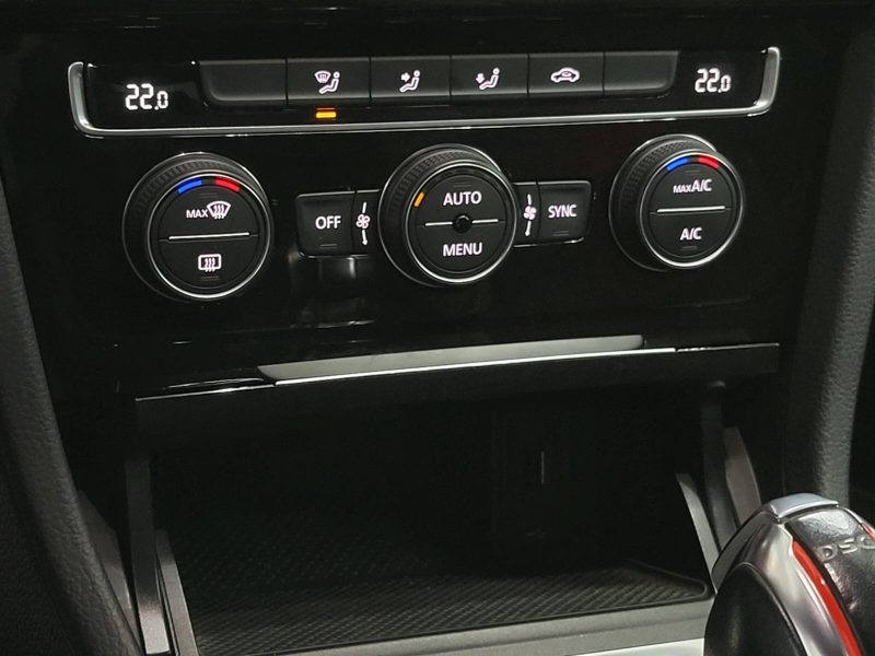 VOLKSWAGEN GOLF VII GTI TCR 2.0 TSI 290cv Boîte Auto DSG7