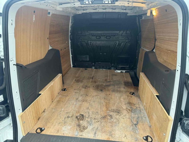FORD TRANSIT CONNECT 1.5 100 FGN L2 ECOBLUE BUSINESS NAV