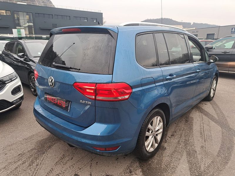 VOLKSWAGEN TOURAN 2016