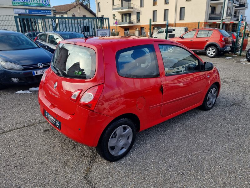RENAULT TWINGO II 2012 1.2 16v 75 cv