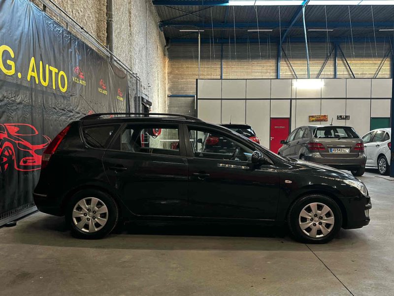 HYUNDAI I30 CW 1.6 CRDi 90ch Pack Clim