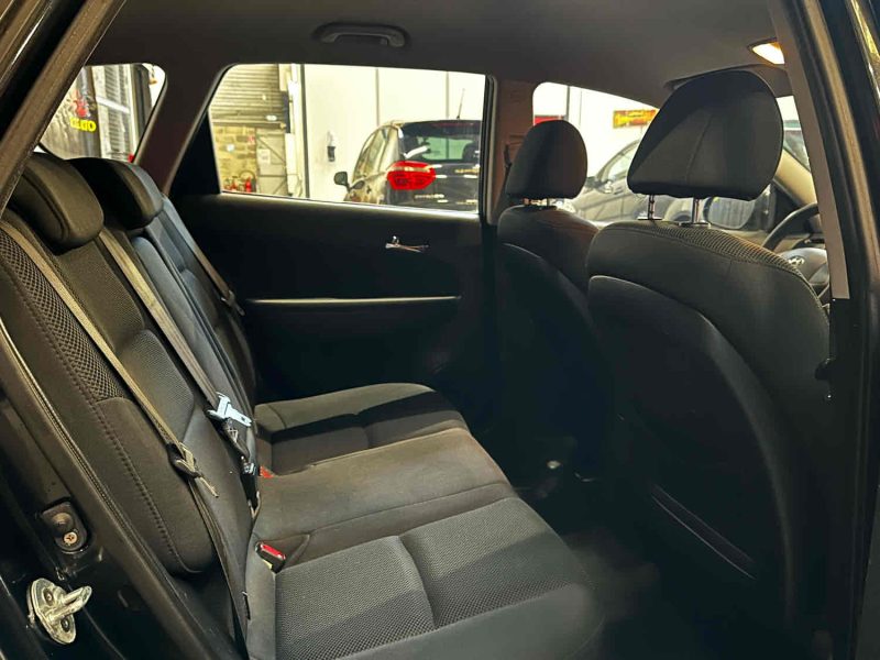 HYUNDAI I30 CW 1.6 CRDi 90ch Pack Clim