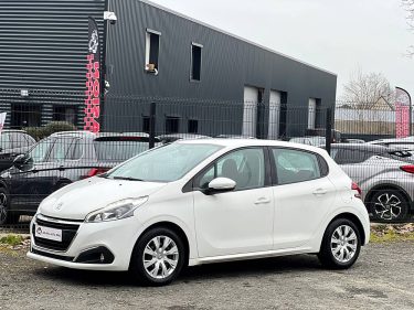 PEUGEOT 208 2019