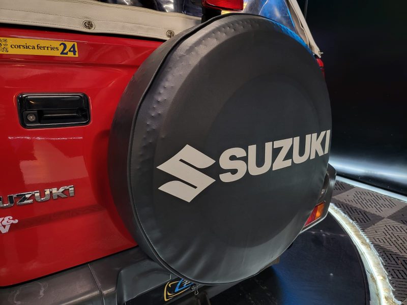 SUZUKI JIMNY 1.5 DDiS 4WD 86cv MAORI / PARE-BUFFLE / MARCHE-PIED / ATTELAGE