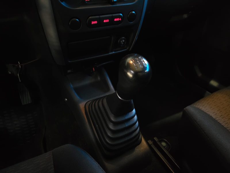 SUZUKI JIMNY 1.5 DDiS 4WD 86cv MAORI / PARE-BUFFLE / MARCHE-PIED / ATTELAGE